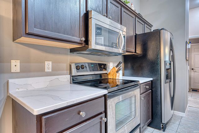 2741 Beaumont Drive, Evansville, IN 47725