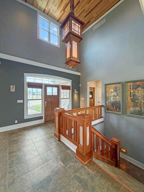 Image 23 of property listing at 1121 Lawn Place, Freeport, IL 61032
