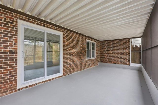 47 Summercreek Drive, Spartanburg, SC 29307