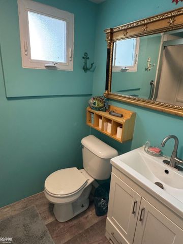 1719 Saint Clair River Drive, Algonac, MI 48001