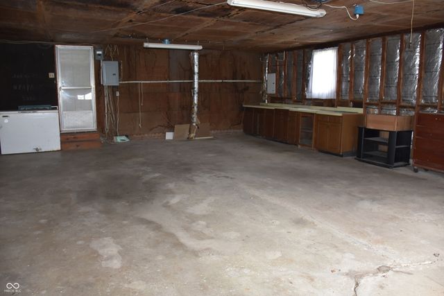 8543 W McClure Road, Monrovia, IN 46157