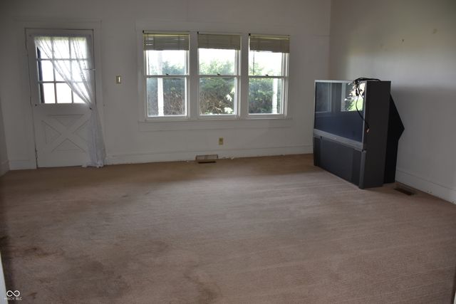 8543 W McClure Road, Monrovia, IN 46157