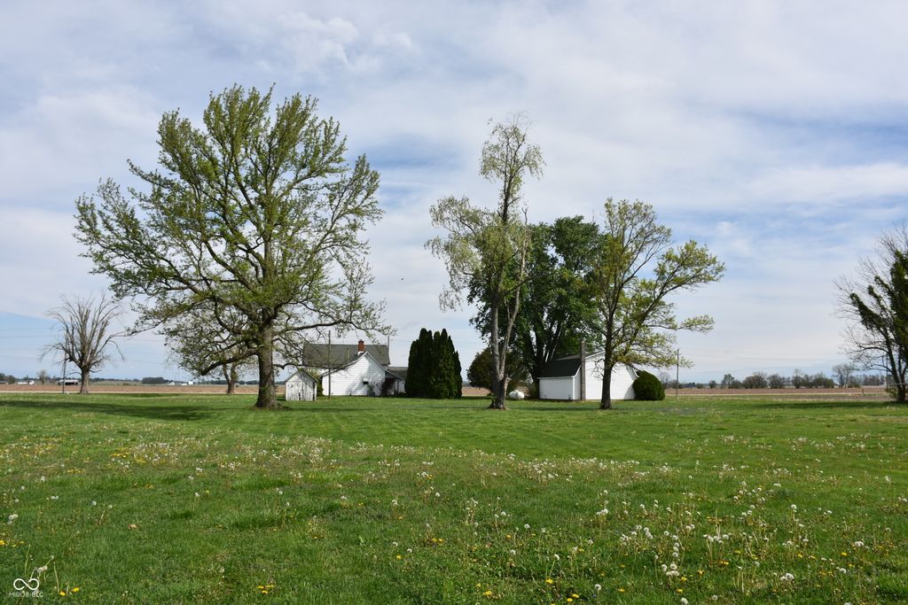 8543 W McClure Road, Monrovia, IN 46157