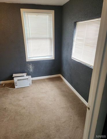 2032 Milan Avenue, Madison, IL 62060