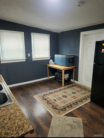 2032 Milan Avenue, Madison, IL 62060