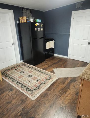 2032 Milan Avenue, Madison, IL 62060