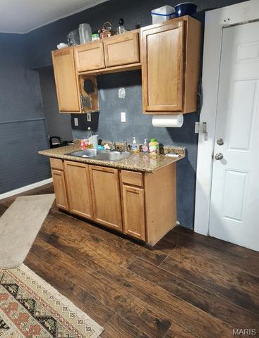 2032 Milan Avenue, Madison, IL 62060