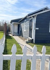 2032 Milan Avenue, Madison, IL 62060