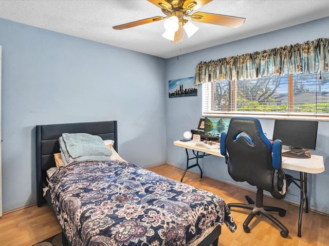 8991 SW 49th Street, Cooper City, FL 33328