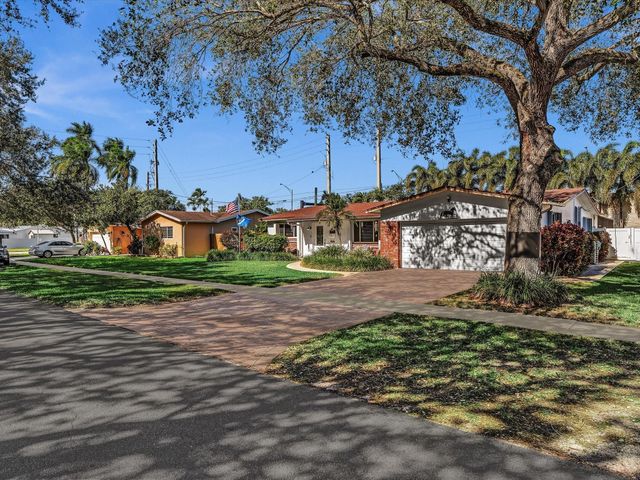 8991 SW 49th Street, Cooper City, FL 33328