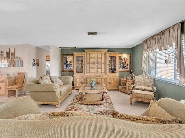 8991 SW 49th Street, Cooper City, FL 33328