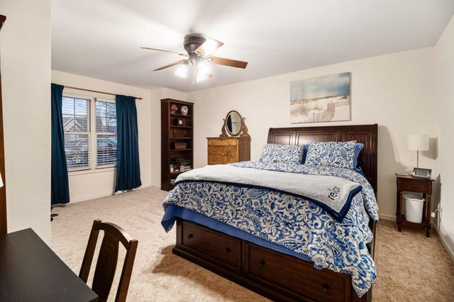 2122 Teakwood Circle, Highland, IN 46322