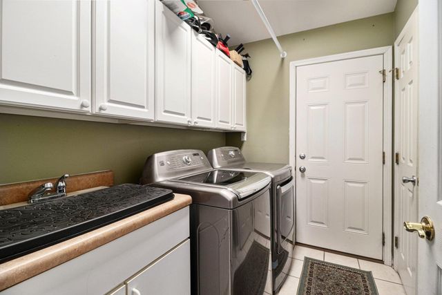 2122 Teakwood Circle, Highland, IN 46322