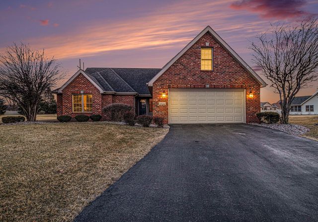 2122 Teakwood Circle, Highland, IN 46322