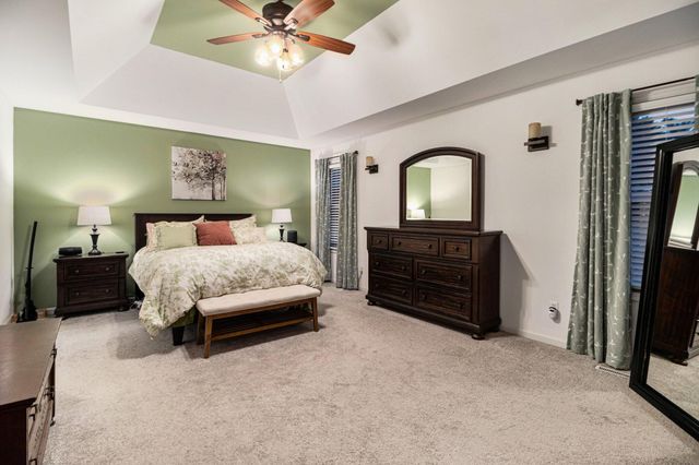 2122 Teakwood Circle, Highland, IN 46322