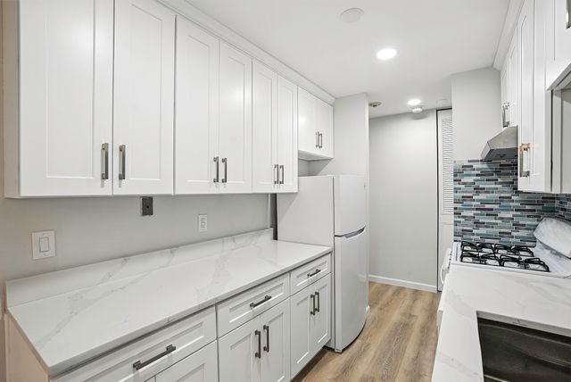 2 Shrewsbury Green Dr J, Shrewsbury, MA 01545
