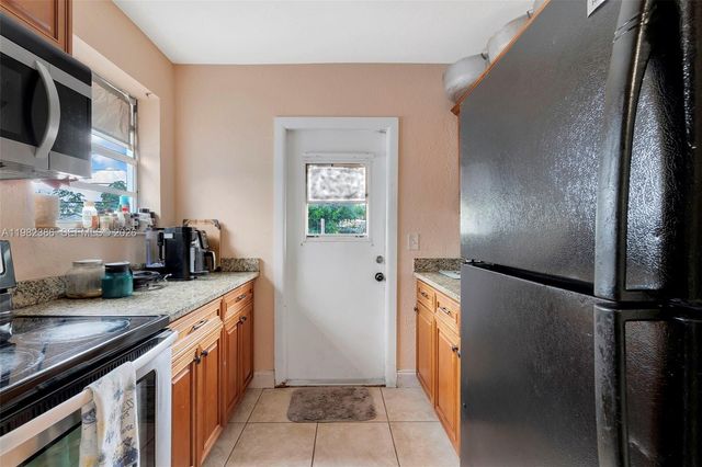 1449 NE 51st Street, Pompano Beach, FL 33064