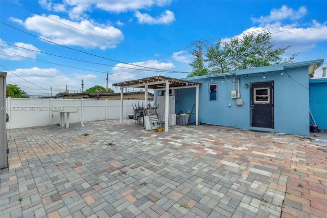1449 NE 51st Street, Pompano Beach, FL 33064