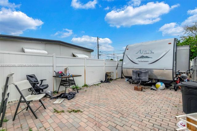 1449 NE 51st Street, Pompano Beach, FL 33064
