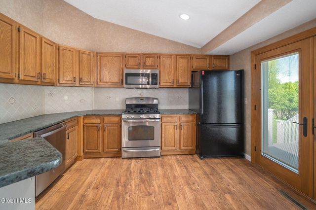 77 Capitol Place, East Greenbush, NY 12144