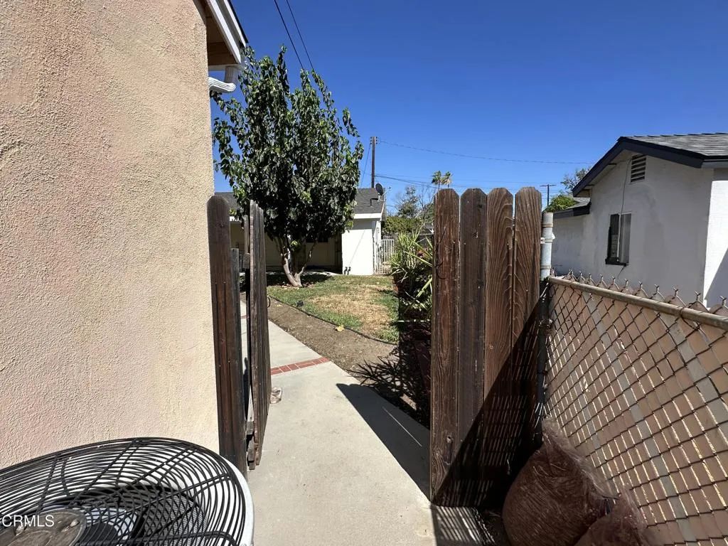9710 Kester Avenue, Los Angeles, CA 91343
