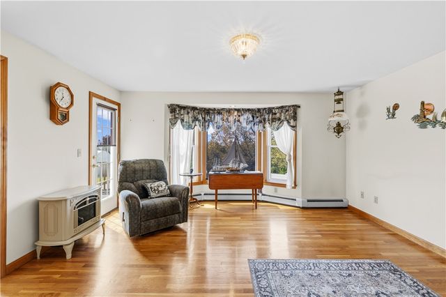 400 Sampson Street, Fall River, MA 02724
