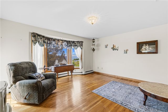 400 Sampson Street, Fall River, MA 02724