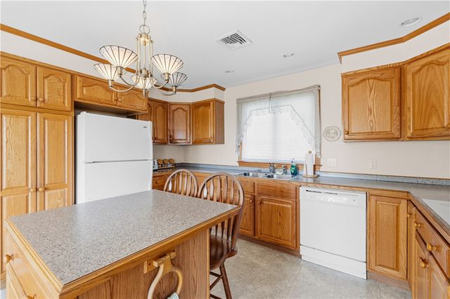 400 Sampson Street, Fall River, MA 02724