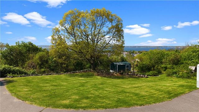 400 Sampson Street, Fall River, MA 02724