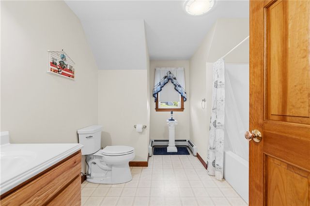 400 Sampson Street, Fall River, MA 02724