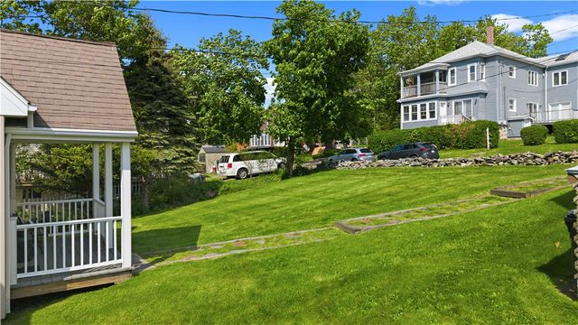 400 Sampson Street, Fall River, MA 02724
