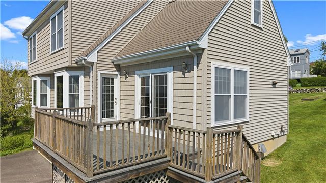 400 Sampson Street, Fall River, MA 02724
