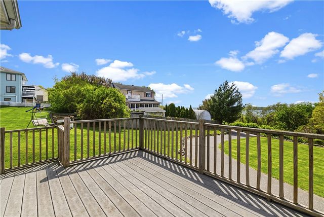 400 Sampson Street, Fall River, MA 02724