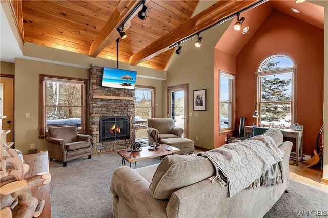 1013 Eagle Drive, Great Valley, NY 14741