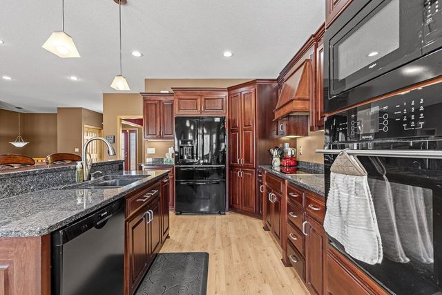 2507 River Road, Marshall, MN 56258