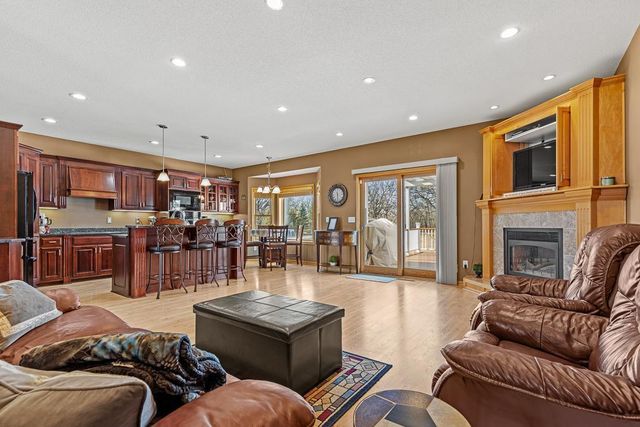 2507 River Road, Marshall, MN 56258