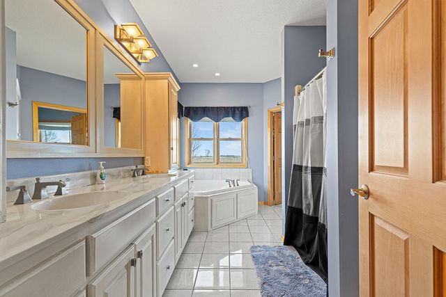 2507 River Road, Marshall, MN 56258