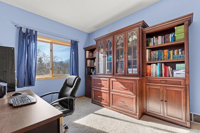 2507 River Road, Marshall, MN 56258