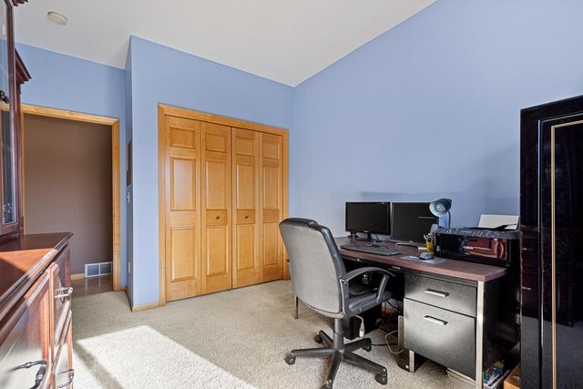 2507 River Road, Marshall, MN 56258