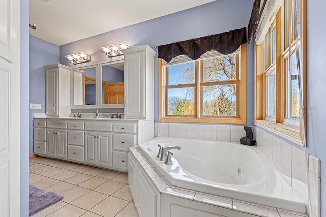 2507 River Road, Marshall, MN 56258