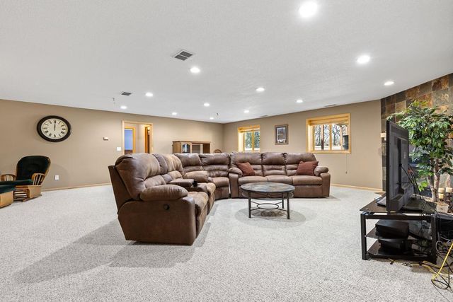 2507 River Road, Marshall, MN 56258