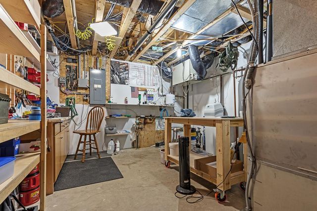 2507 River Road, Marshall, MN 56258