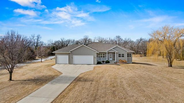 2507 River Road, Marshall, MN 56258