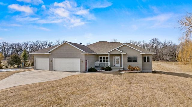 2507 River Road, Marshall, MN 56258