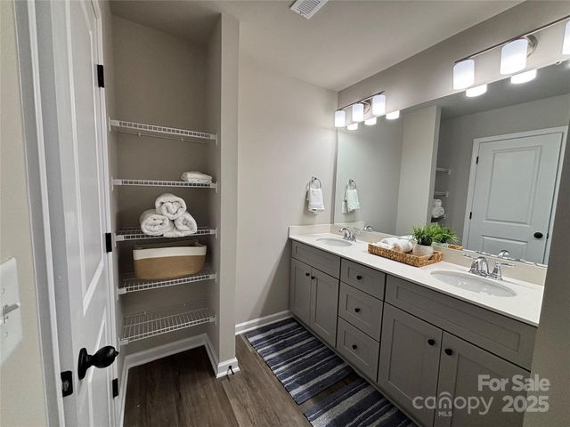 3722 Sally Lane, Charlotte, NC 28227