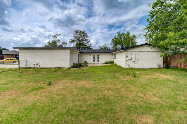 13302 Bretagne Drive, Houston, TX 77015