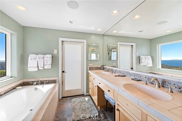 3253 Alta Laguna BLVD, Laguna Beach, CA 92651