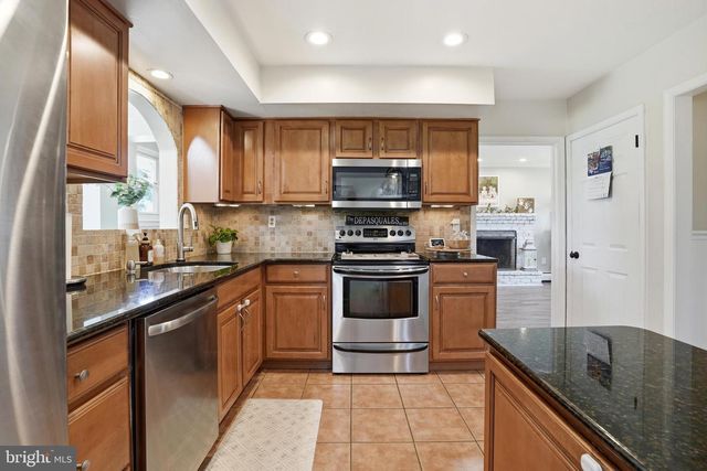 1545 TENNIS CIR, Lansdale, PA 19446