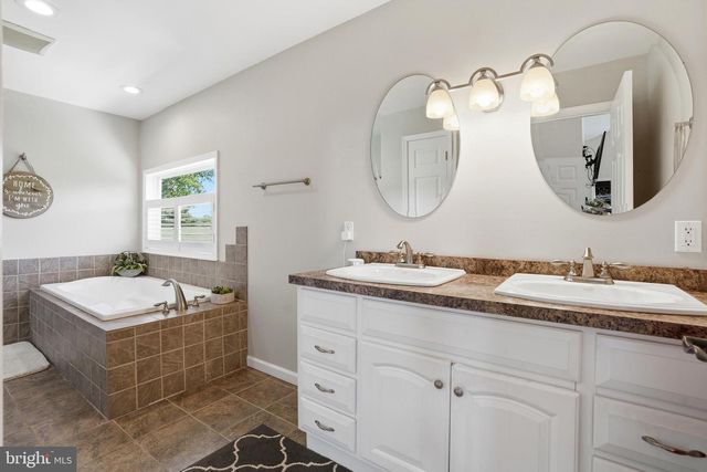 1545 TENNIS CIR, Lansdale, PA 19446