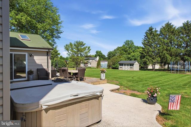 1545 TENNIS CIR, Lansdale, PA 19446